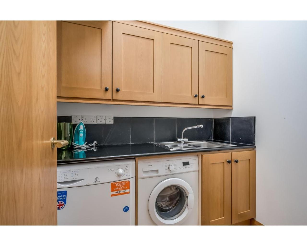 Central Belfast Apartments Pottinger'S Quay ภายนอก รูปภาพ