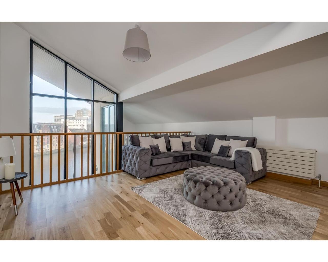 Central Belfast Apartments Pottinger'S Quay ภายนอก รูปภาพ