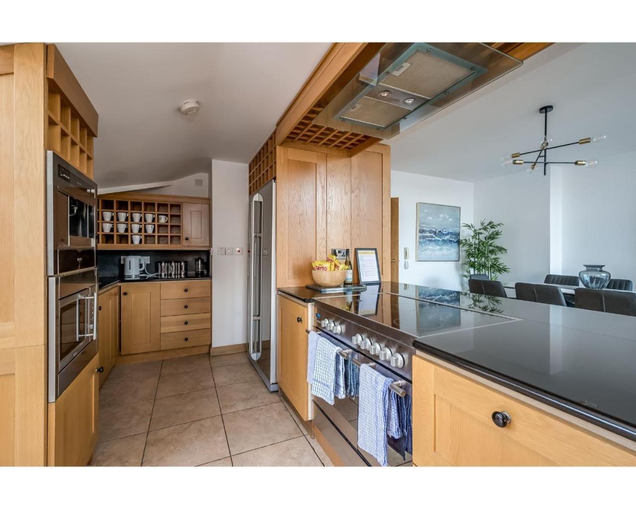 Central Belfast Apartments Pottinger'S Quay ภายนอก รูปภาพ