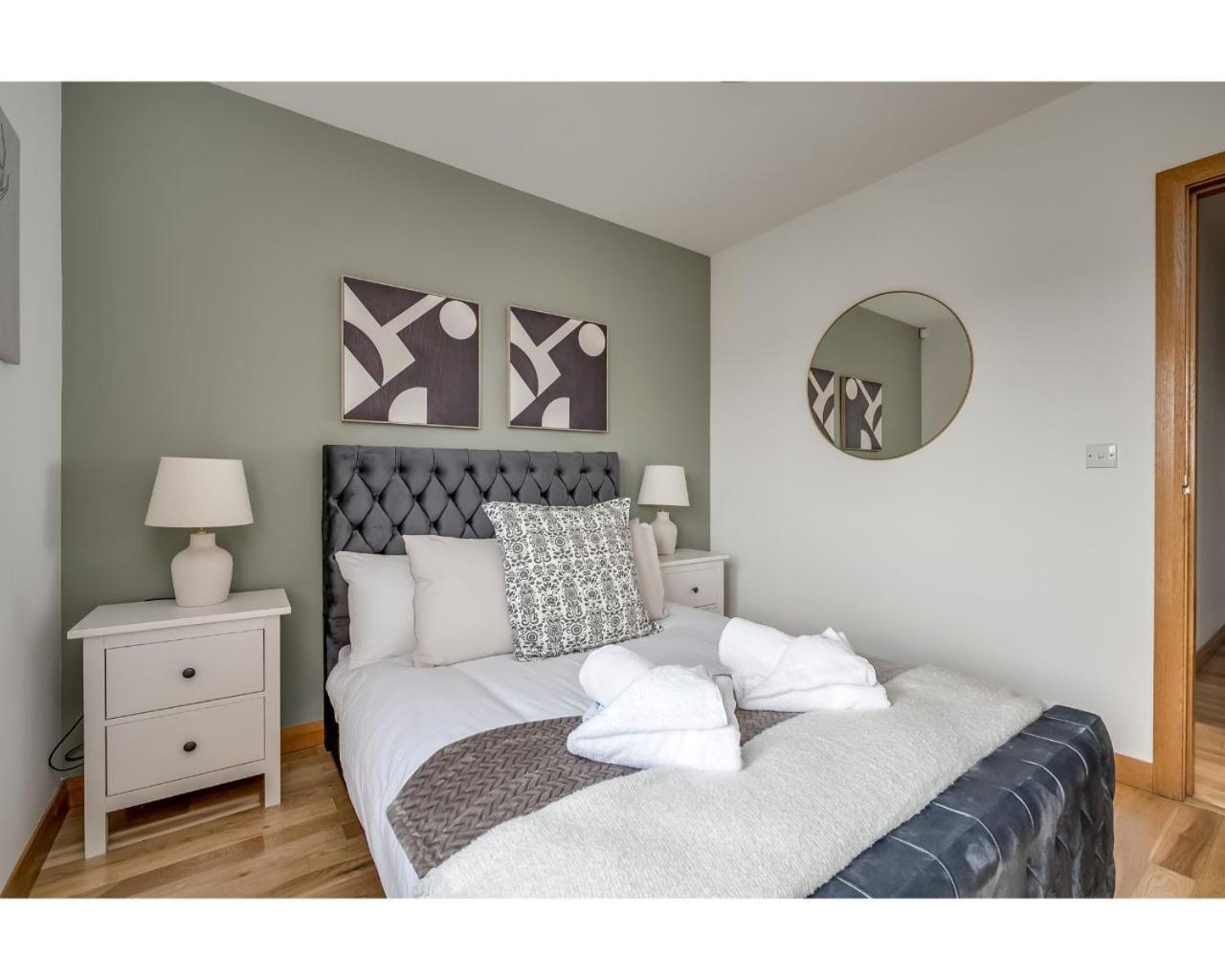 Central Belfast Apartments Pottinger'S Quay ภายนอก รูปภาพ