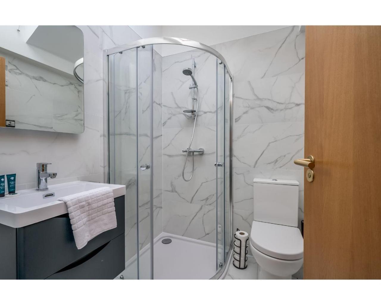 Central Belfast Apartments Pottinger'S Quay ภายนอก รูปภาพ